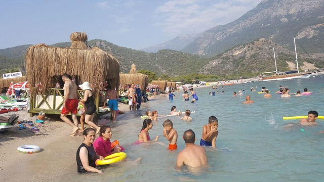 Denize sıfır locaya tepki