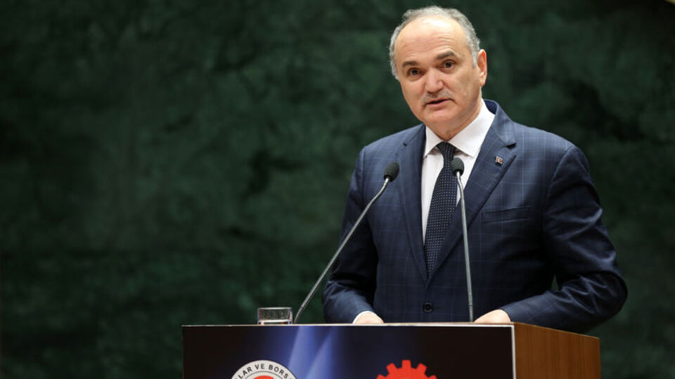 Bakan Özlü'den yerli otomobil açıklaması