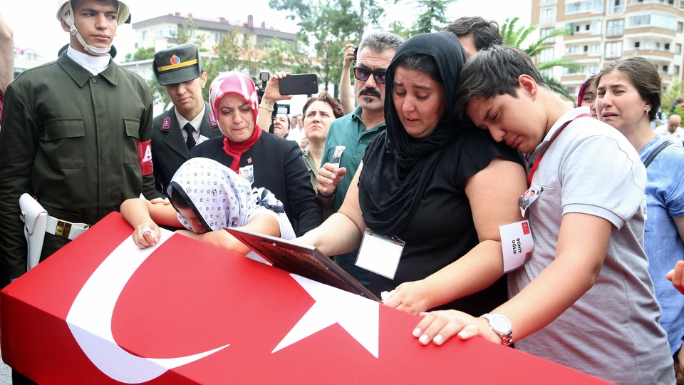 Maçka şehidinin eşi, o talebini açıkladı