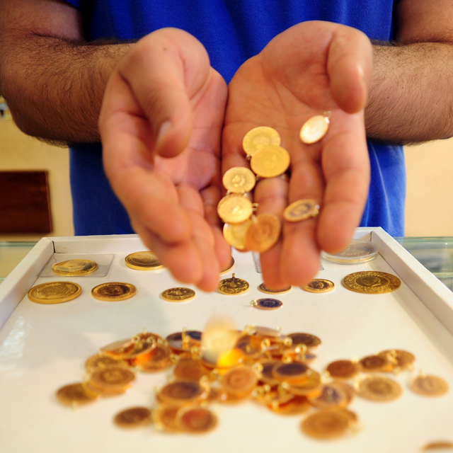 Altının kilogramı 145 bin 300 liraya geriledi