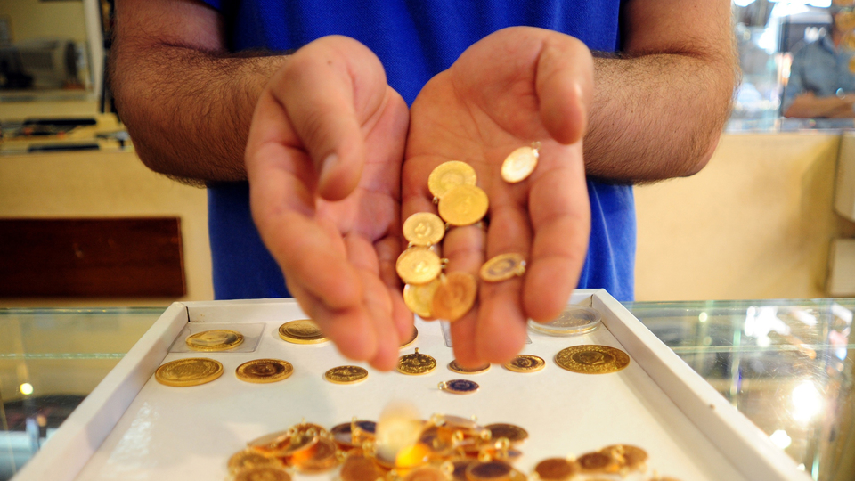 Altının kilogramı 145 bin 300 liraya geriledi