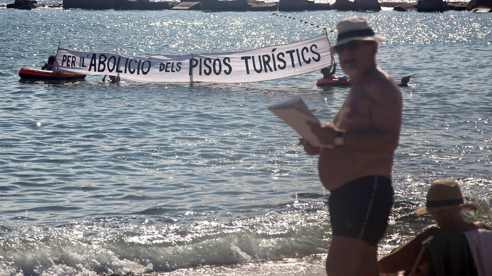 İspanya'da turizm karşıtı protesto!