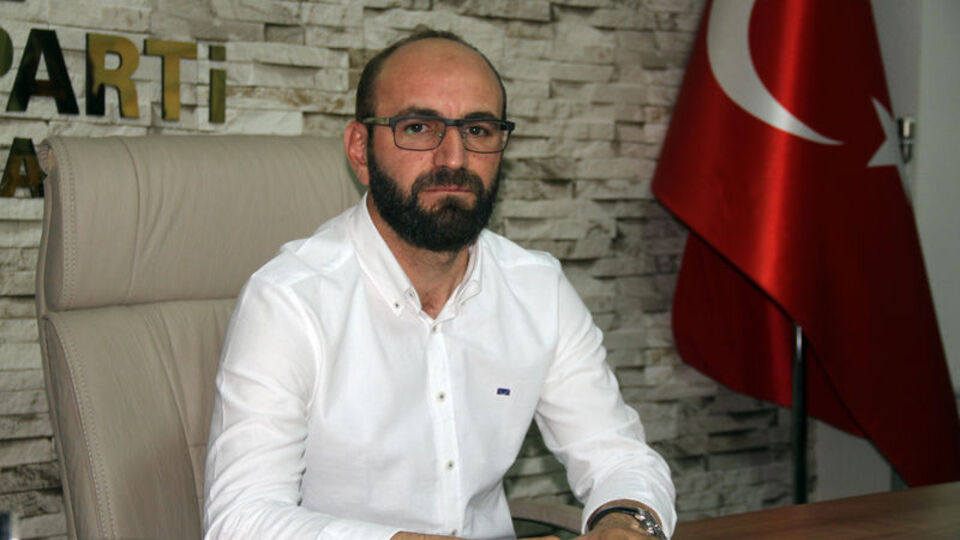 AK Parti Ağrı İl Başkanı istifa etti