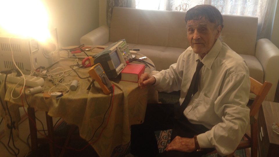 Elektrik enerji sarfiyatını sıfıra indiren bir icat geliştirdi!