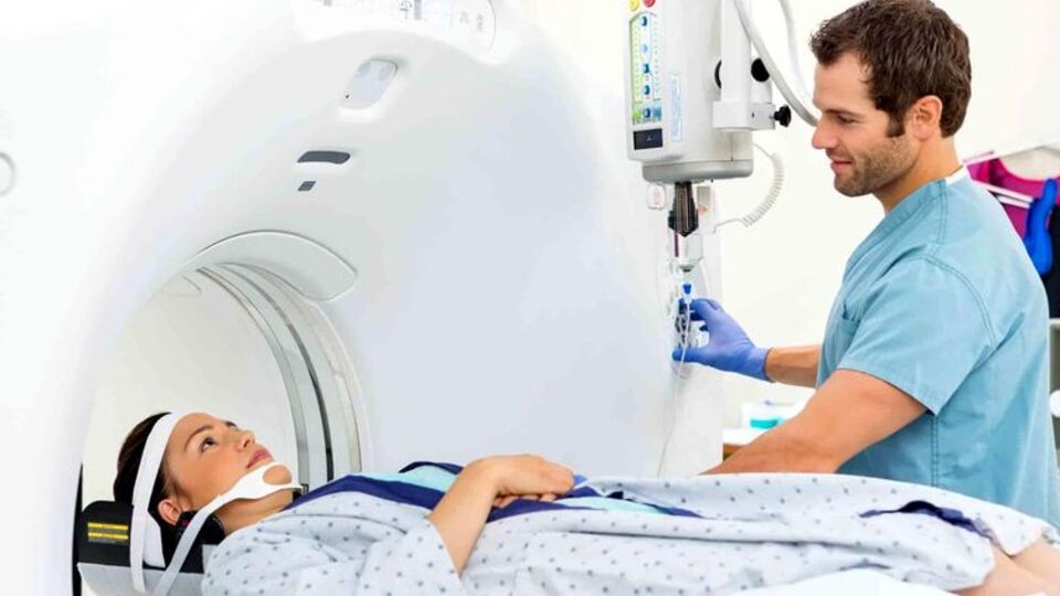 Uzmanlar uyarıyor: Tomografi çekimi atom bombasına 2.5 km uzaklıktaki etkiye eşdeğer