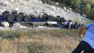 Kontrolü kaybetti, korkunç son! Ölü ve yaralılar var