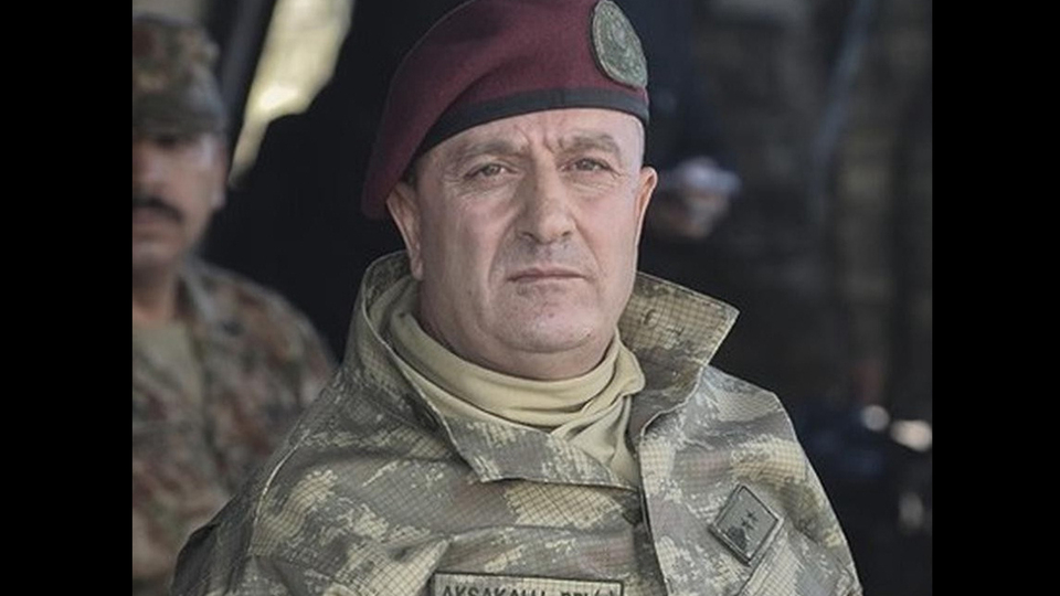 Komutan atamalarında Aksakallı Paşa sürprizi