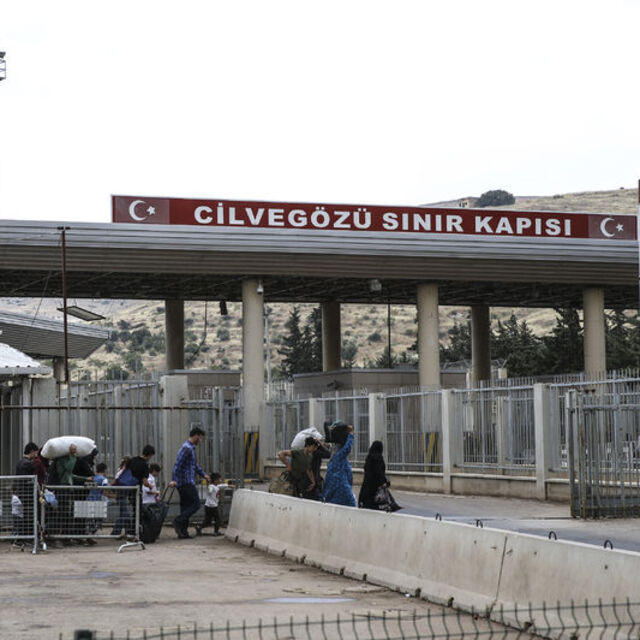 Cilvegözü Sınır Kapısı'ndan bayram geçişleri başladı