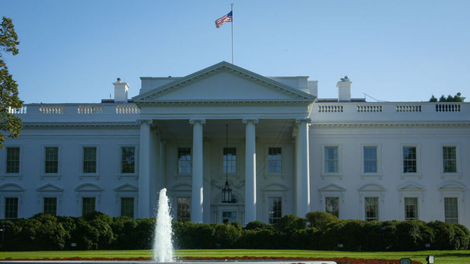 ABD Gizli Servisi: Şüpheli çanta bulundu, Beyaz Saray kapatıldı