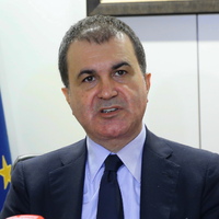 AB Bakanı Ömer Çelik'ten Gabriel'e tepki: Irkçı bakan ile aynı seviyede!