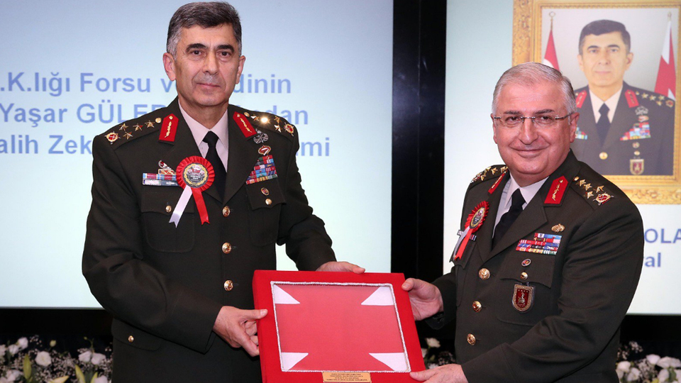 Kara Kuvvetleri Komutanlığı'nda devir teslim