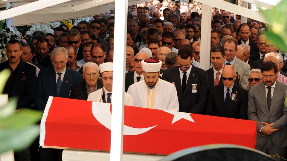 Ünlü işadamı son yolculuğuna uğurlandı