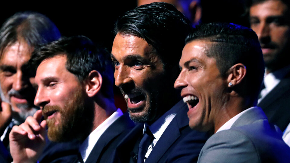 Yılın futbolcusu açıklandı!