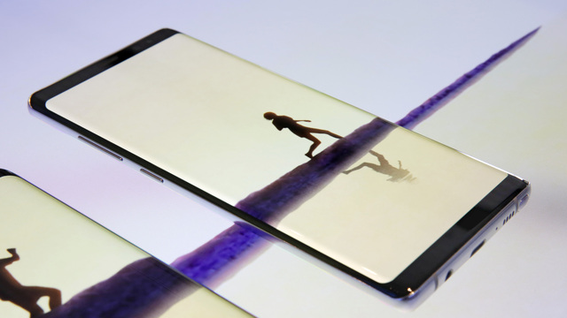 Kamerada Samsung mu iPhone mu?