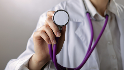 Hekimler 72 yaşına kadar çalışabilecek!