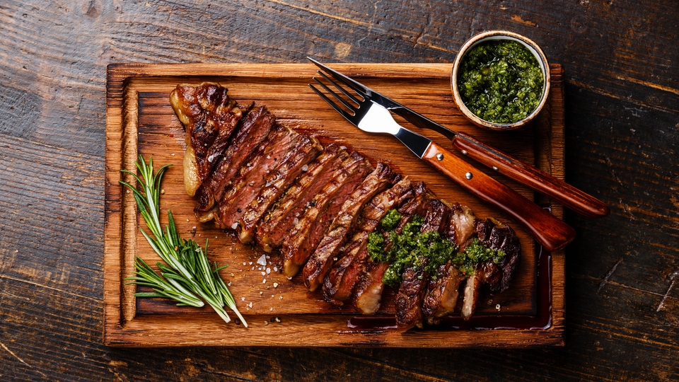 Uzmanlar uyarıyor: Kırmızı eti bol limonlu salatayla tüketin