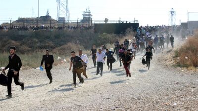 Bayram göçü! Koşarak geçtiler