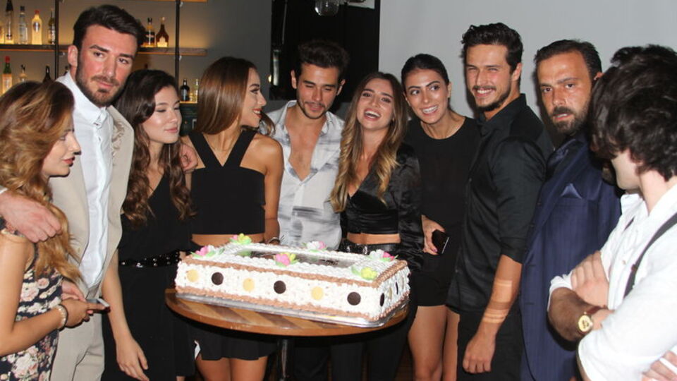 Ünlüler bu oyunda buluştu