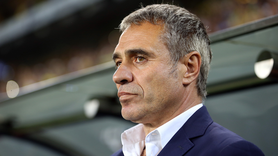 Ersun Yanal ile sıkıntı başlangıçlar