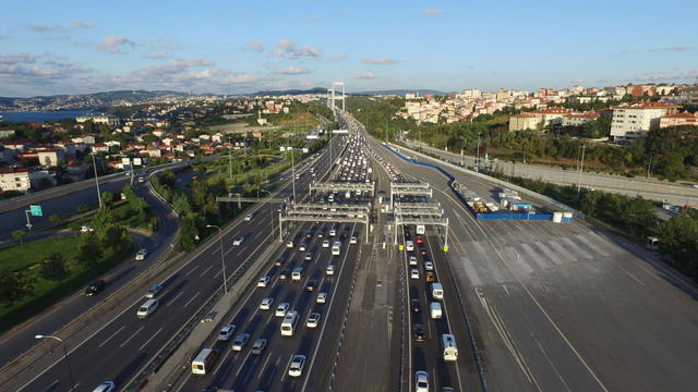 Dikkat! İstanbul'da bu yollar trafiğe kapalı!