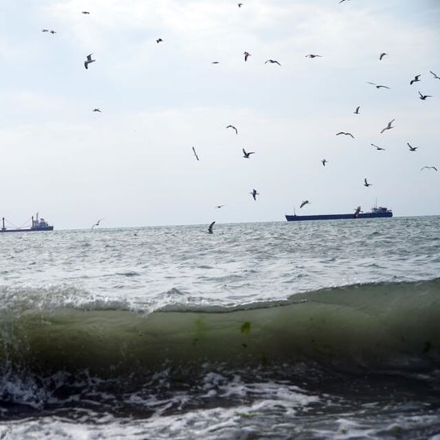 Marmara Denizi'nde ulaşıma poyraz engeli