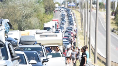 Günde 3 bin 500 araç çıkış yaptı