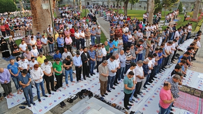 İşte il il bayram namazı saatleri...