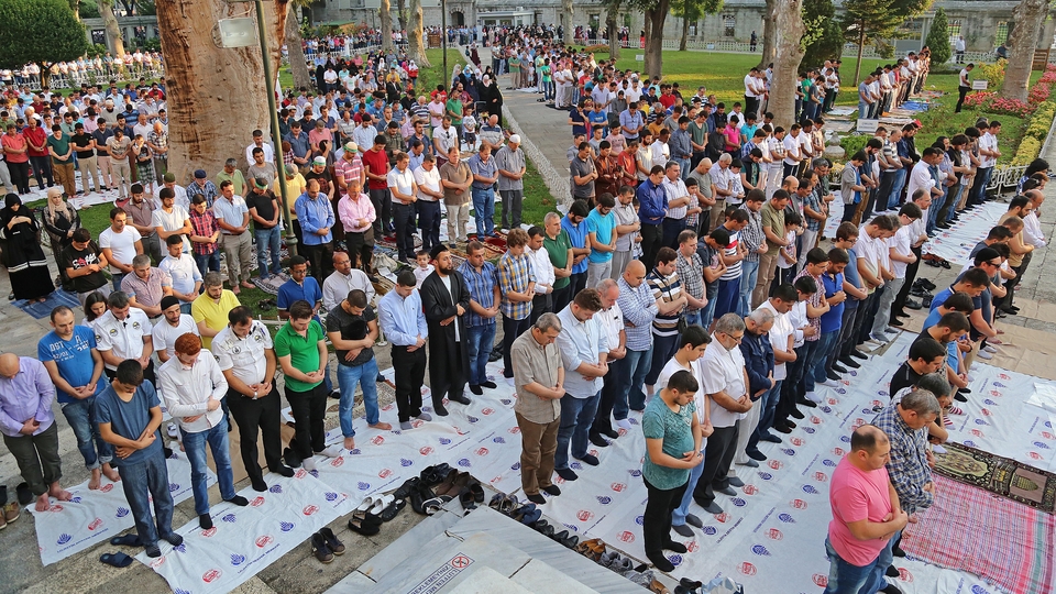 İşte il il bayram namazı saatleri...