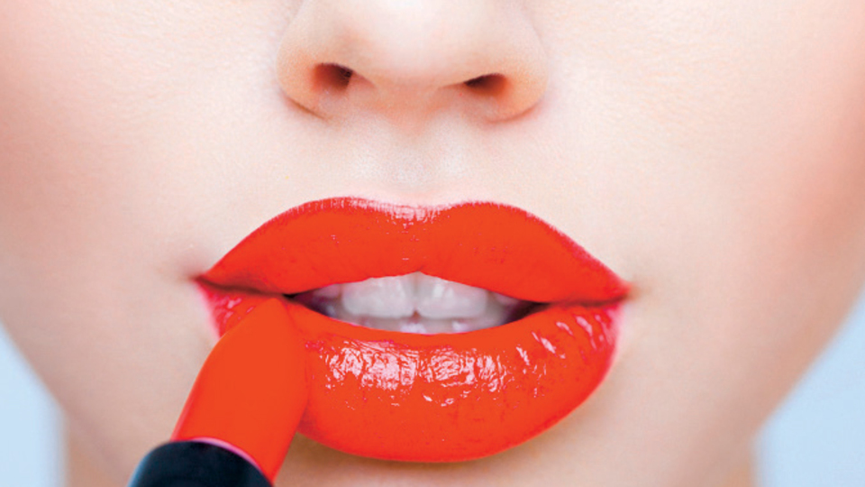 Kırmızı ruju doğru kullanmanın 3 yolu