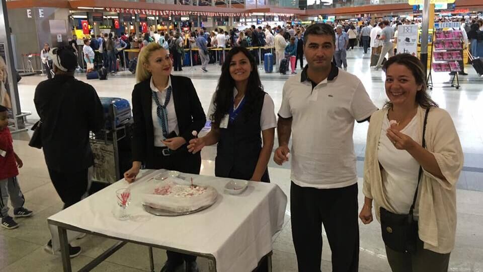 Lokumlarla uğurlandılar
