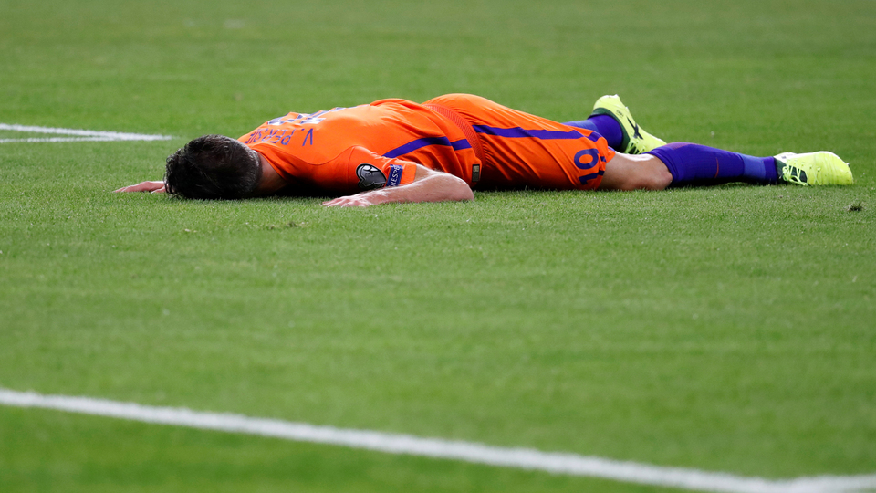Van Persie'ye bir şok daha!