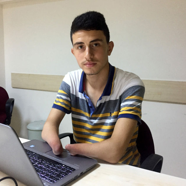Alihan'ın tek hayali çift kol nakli olmak