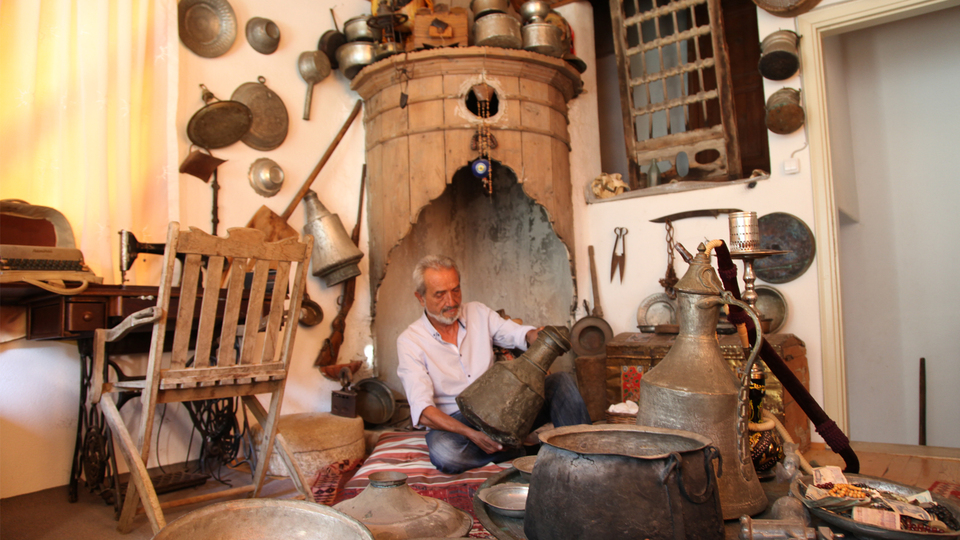 Evini müzeye dönüştürdü