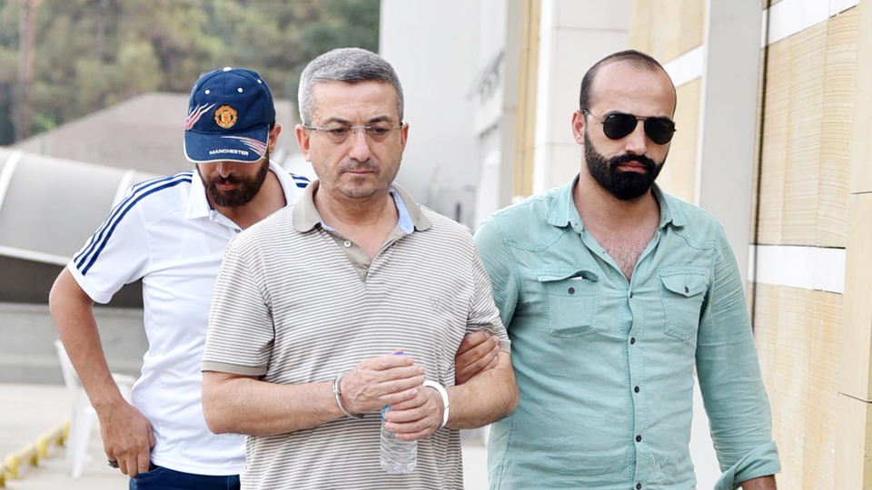 FETÖ'den tutuklanan Tuğgeneral tahliye edildi