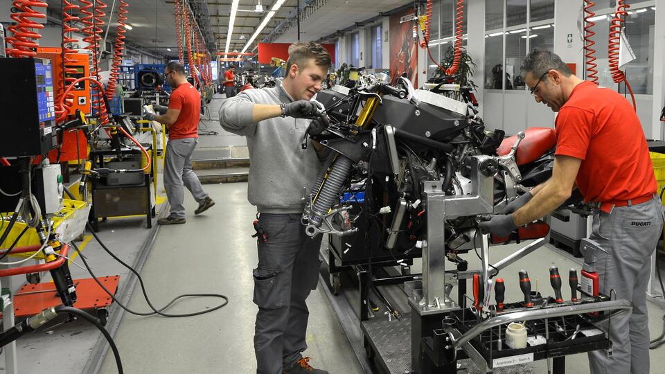 Almanlar vazgeçmişti, 2 milyar dolara Hindistan istiyor!