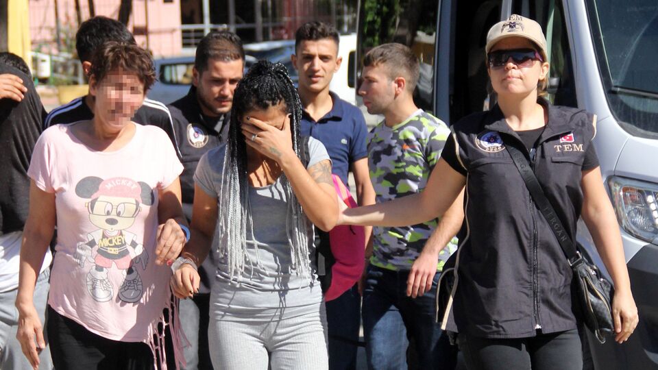 Anne ve kızı PKK'dan tutuklandı!