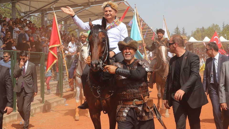 "Söğüt'ten alçaklara sesleniyorum, asla kazanamayacaksınız"