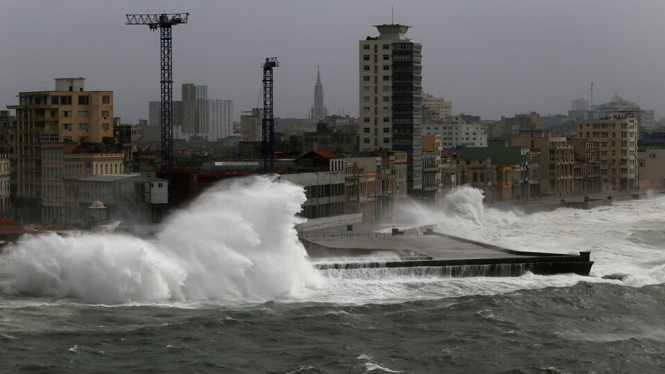 Irma Kasırgası hayatı felç etti!