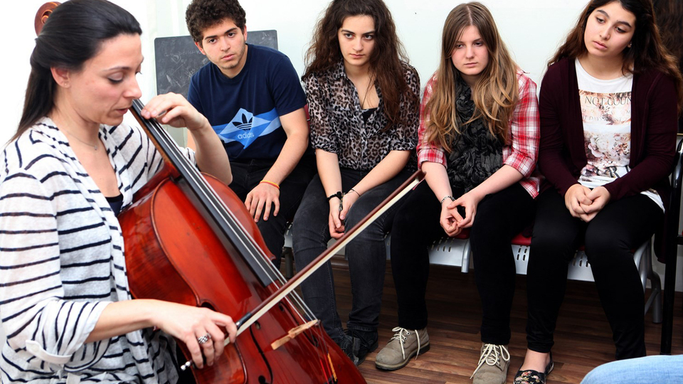 Yeni müfredatta bu defa da 'Batı müziği' tartışması