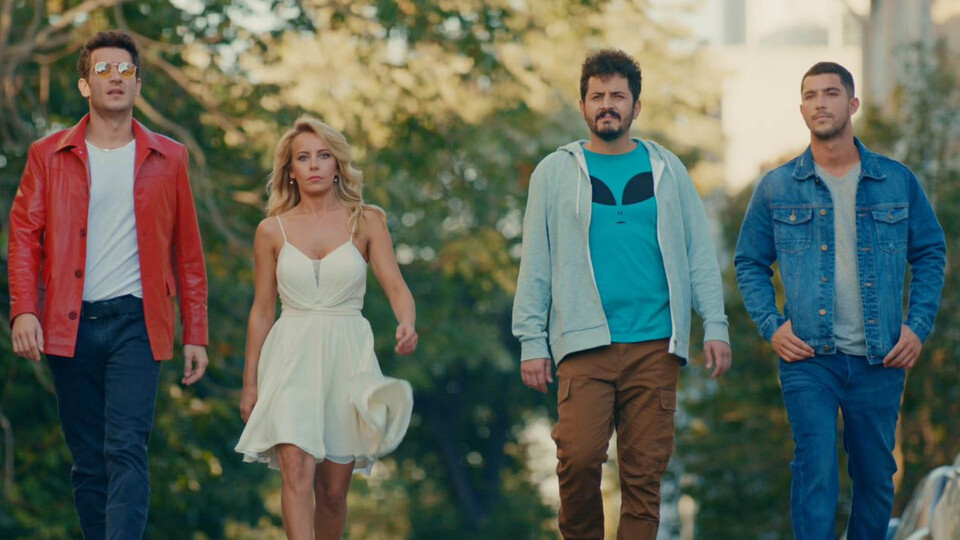 Kahkaha fırtınası estirecek Klavye Delikanlıları'nın ilk tanıtımı yayınlandı