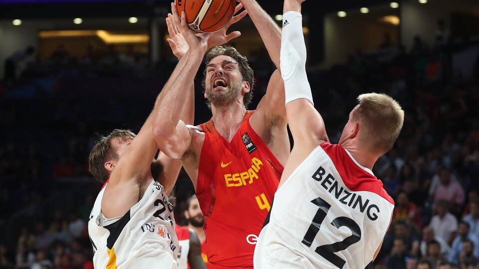 İspanya yarı finalde