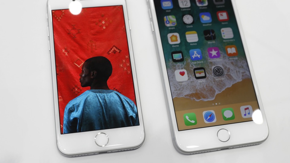 Apple, iPhone 8 ve iPhone X Türkçe sayfalarını yayına verdi