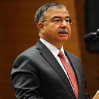 Milli Eğitim Bakanı: Okul saatleri için valilere yetki verildi