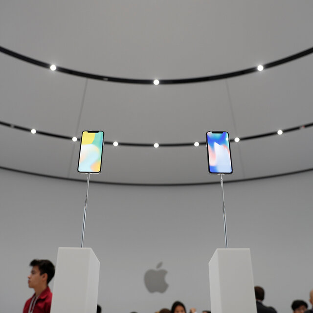 iPhone X'te hızlı şarj kazığı! Ne kadar ek para istiyorlar?