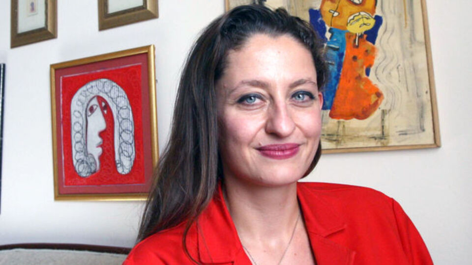 Şafak Pavey kimdir?