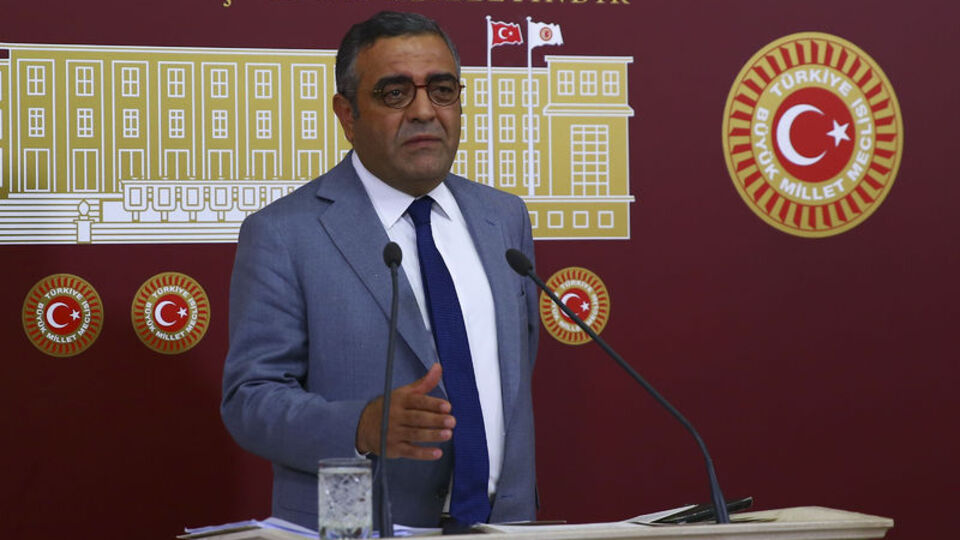 Uçakta yolcunun çirkin paylaşımı için suç duyurusu