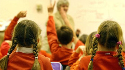 Okula 5 defa geç kalmak "yarım gün devamsızlık" sayılacak