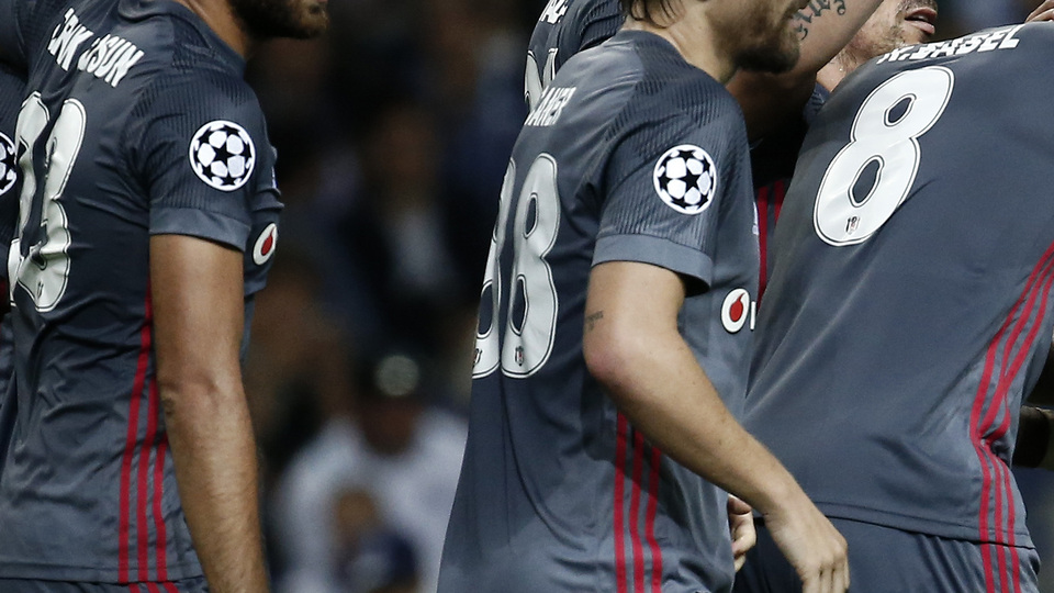 Yönetim kesenin ağzını açtı!