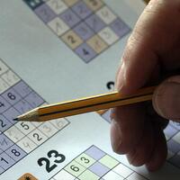 Uzmanlar uyarıyor! Alzheimer'dan korunmak için bulmaca çözmek yerine bunu yapın...