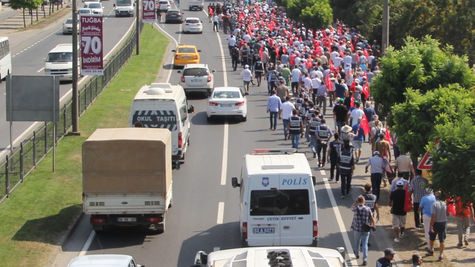 CHP'nin 'Fındık İçin Yürüyoruz' yürüyüşü başladı